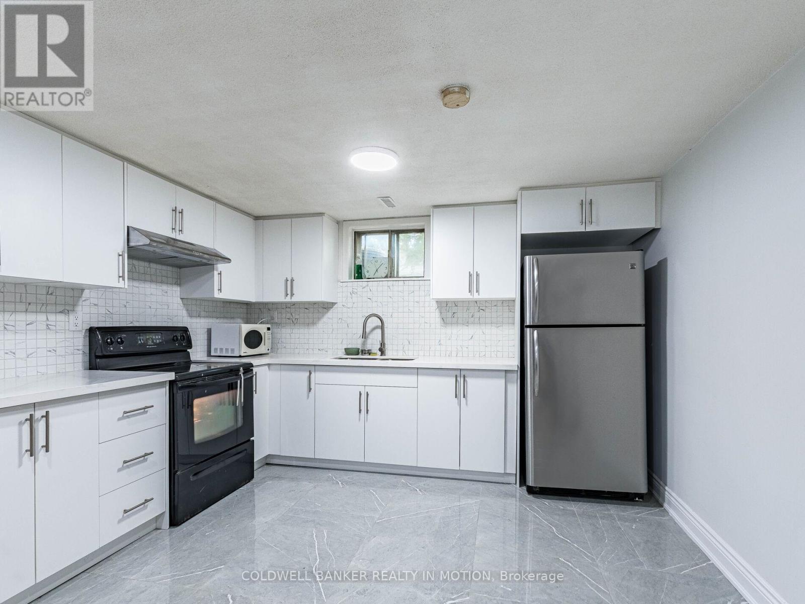 Photo 17 of 7738 Kittridge Drive, Mississauga ON