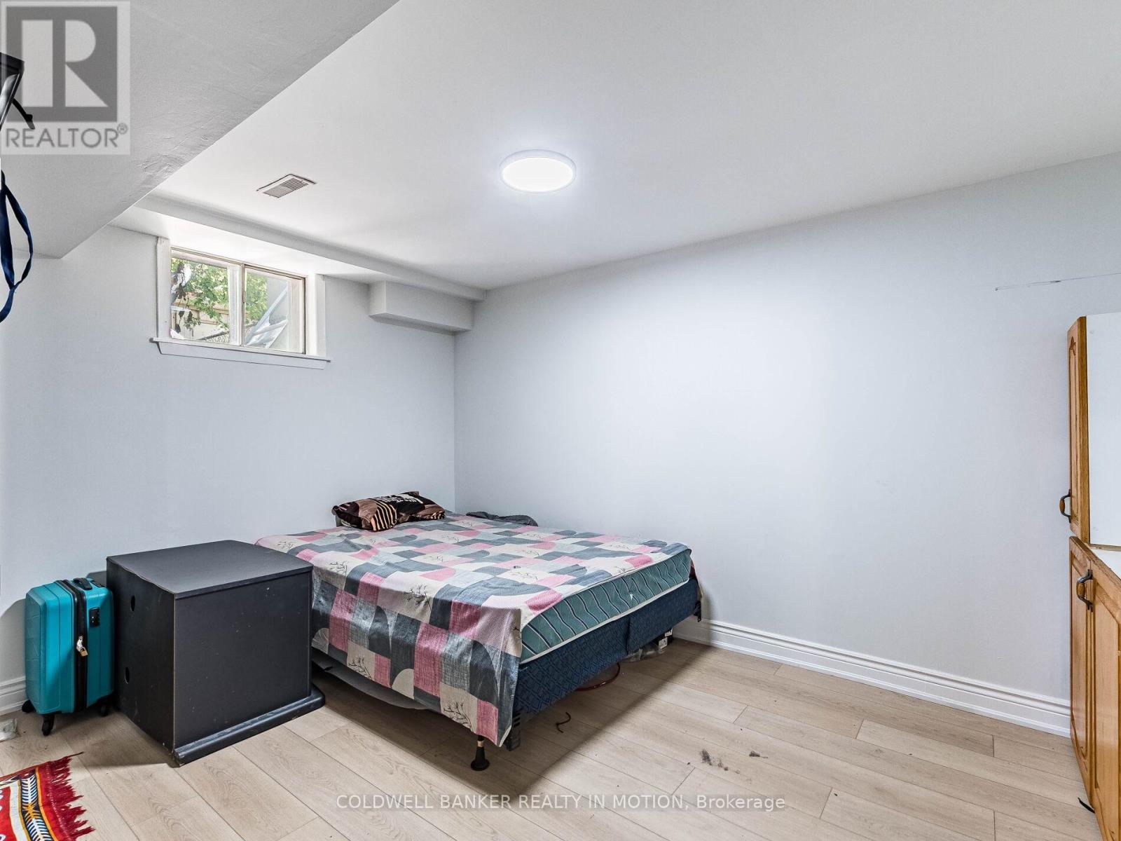 Photo 33 of 7738 Kittridge Drive, Mississauga ON