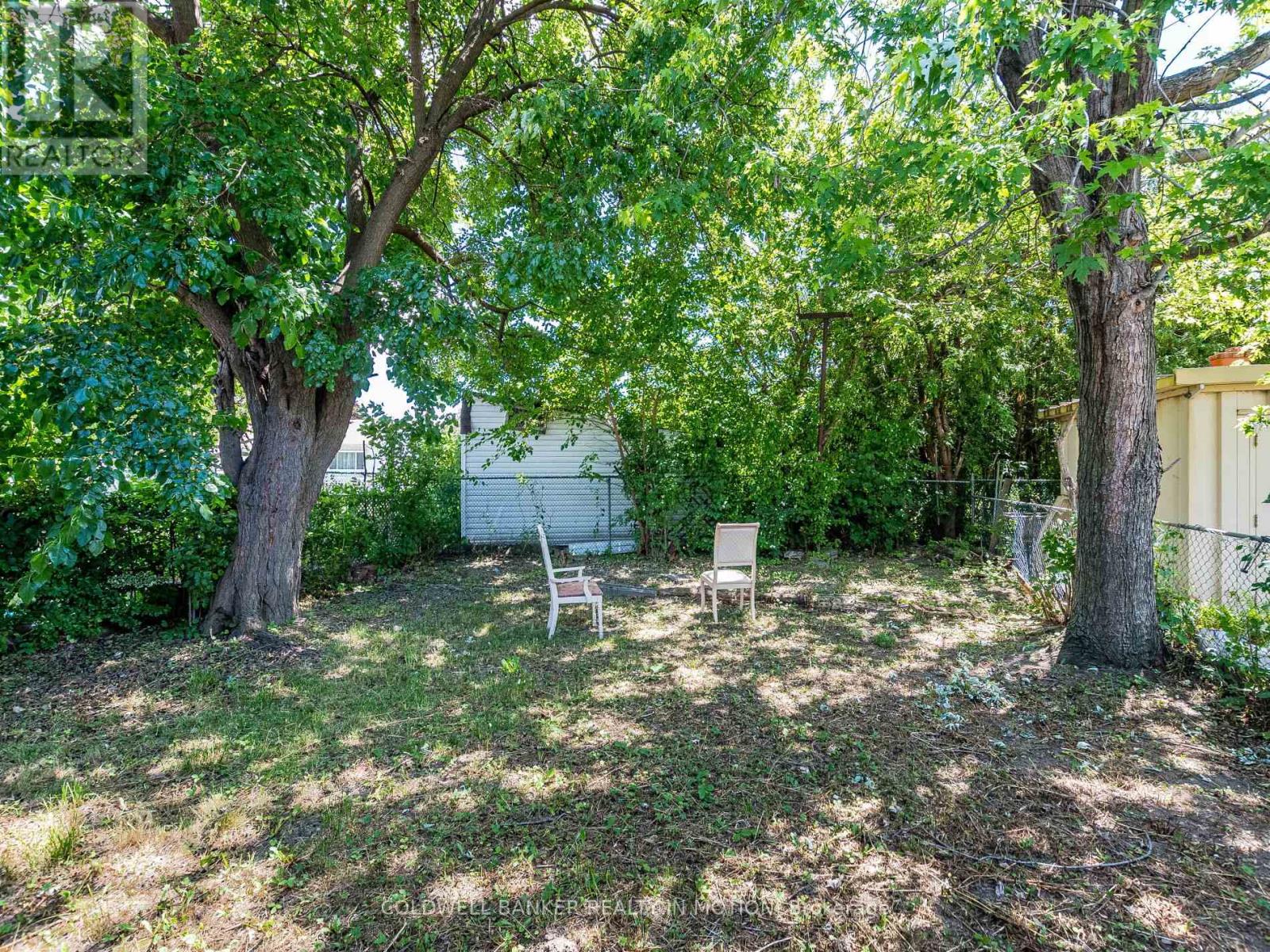 Photo 6 of 7738 Kittridge Drive, Mississauga ON