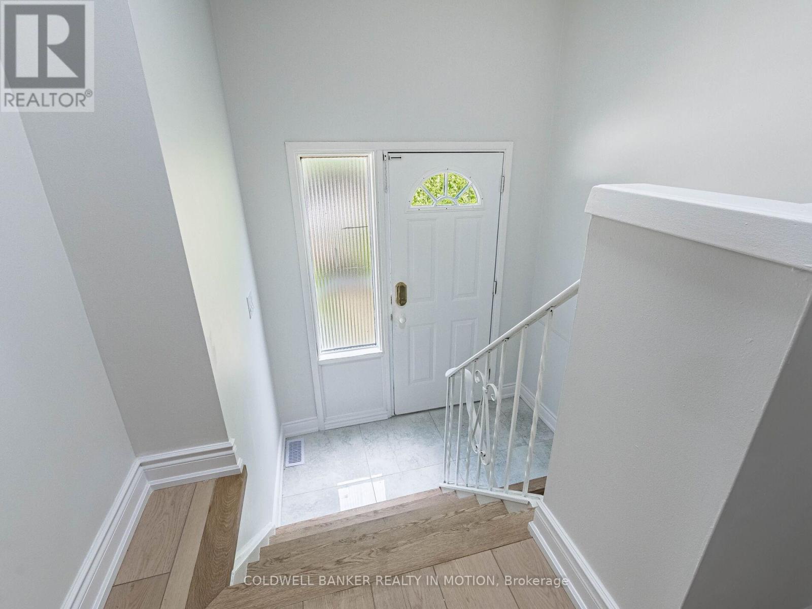 Photo 12 of 7738 Kittridge Drive, Mississauga ON