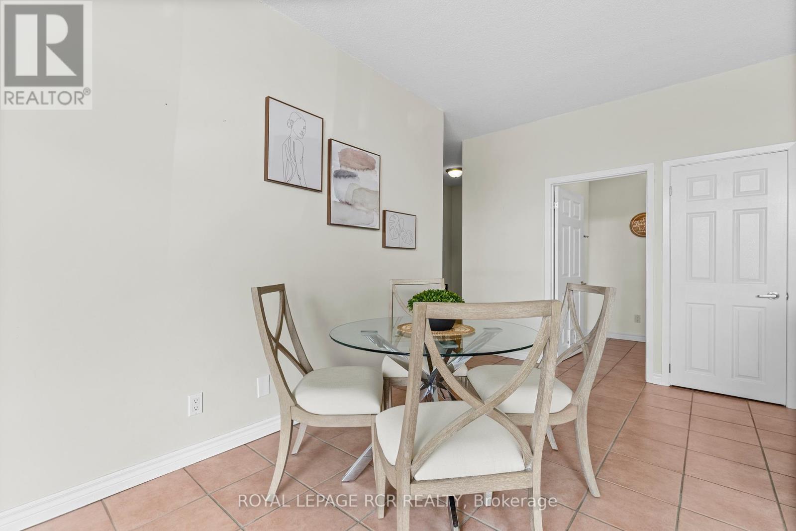 Photo 13 of 12 16 Fourth Street, Orangeville ON