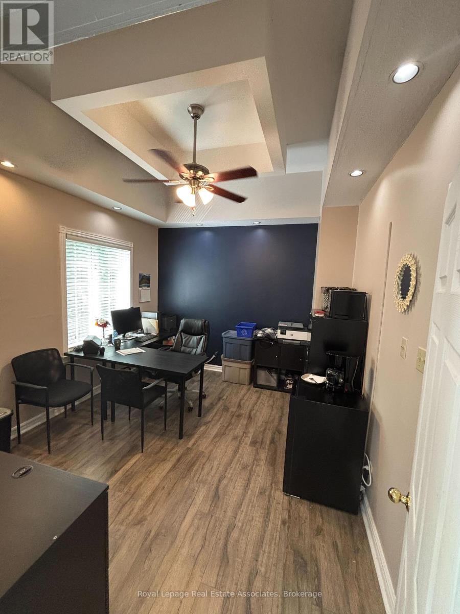 Photo 3 of 205 112 Main Street S, Halton Hills ON