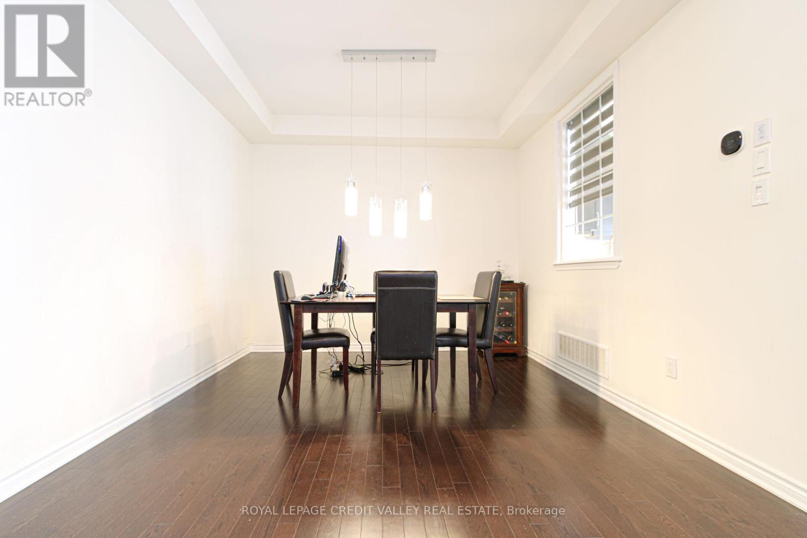 Photo 1 of 1229 Rose Way, Milton ON