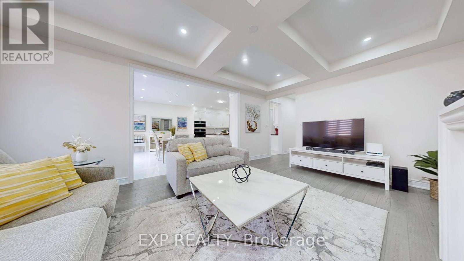 Photo 12 of 15 Frost Street, Brampton ON