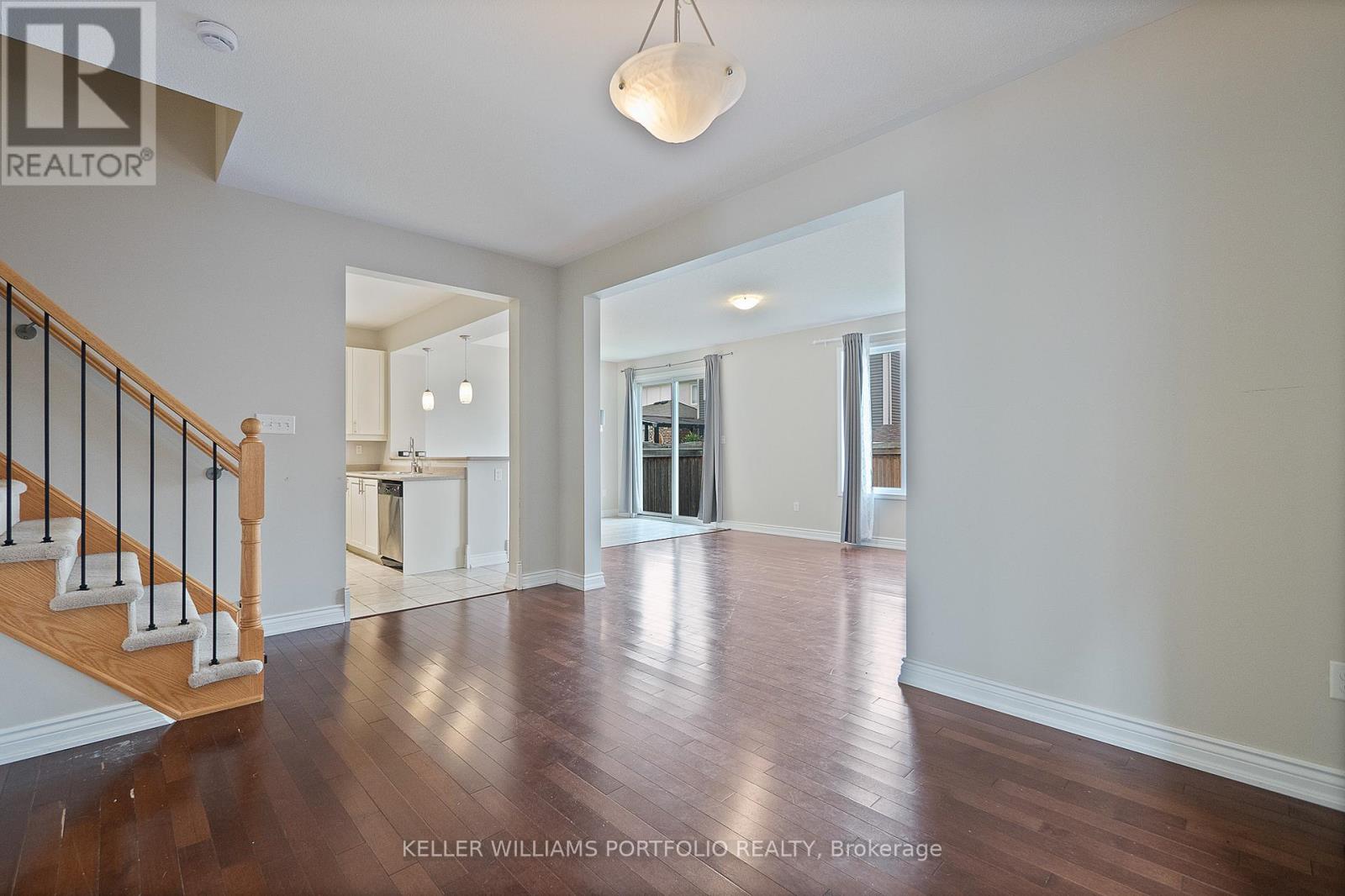 Photo 18 of 406 Grenke Place, Milton ON
