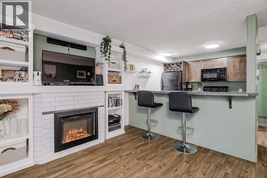 Single Family House Loft for Sale in    Avenue NE Crescent Heights Calgary 