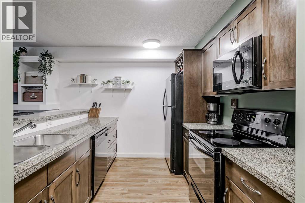 Single Family House Loft for Sale in    Avenue NE Crescent Heights Calgary 