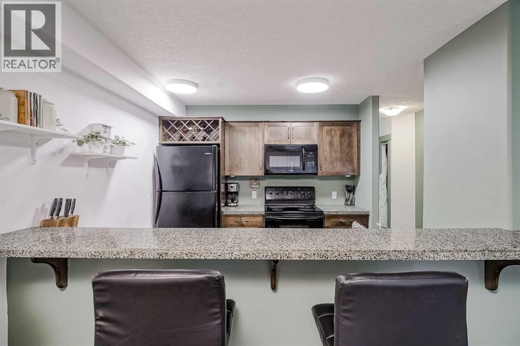 Single Family House Loft for Sale in    Avenue NE Crescent Heights Calgary 