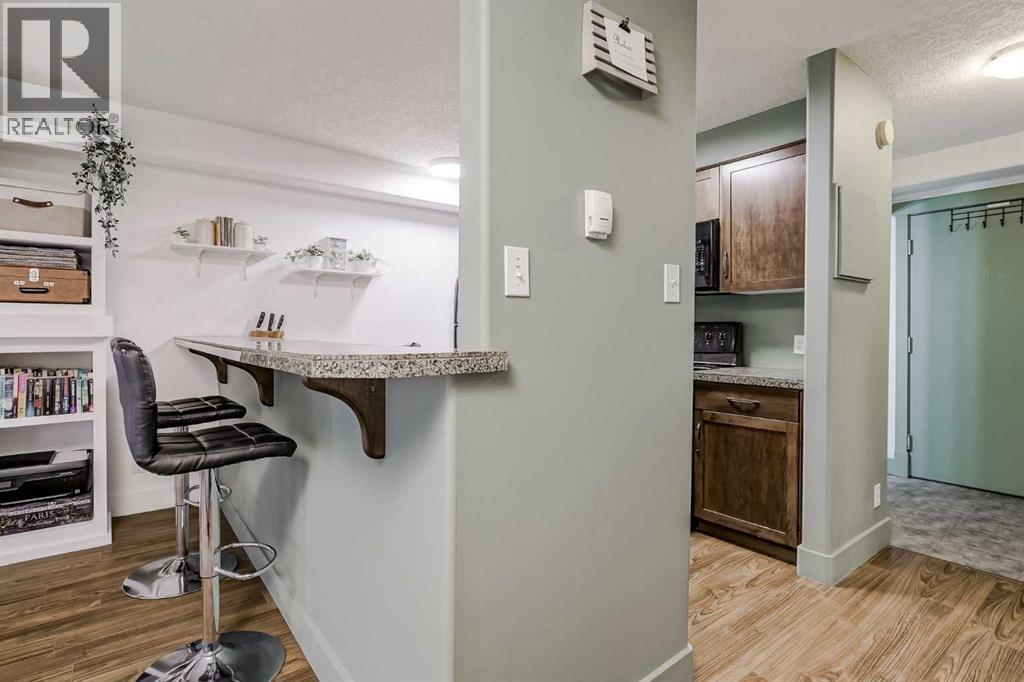 Single Family House Loft for Sale in    Avenue NE Crescent Heights Calgary 