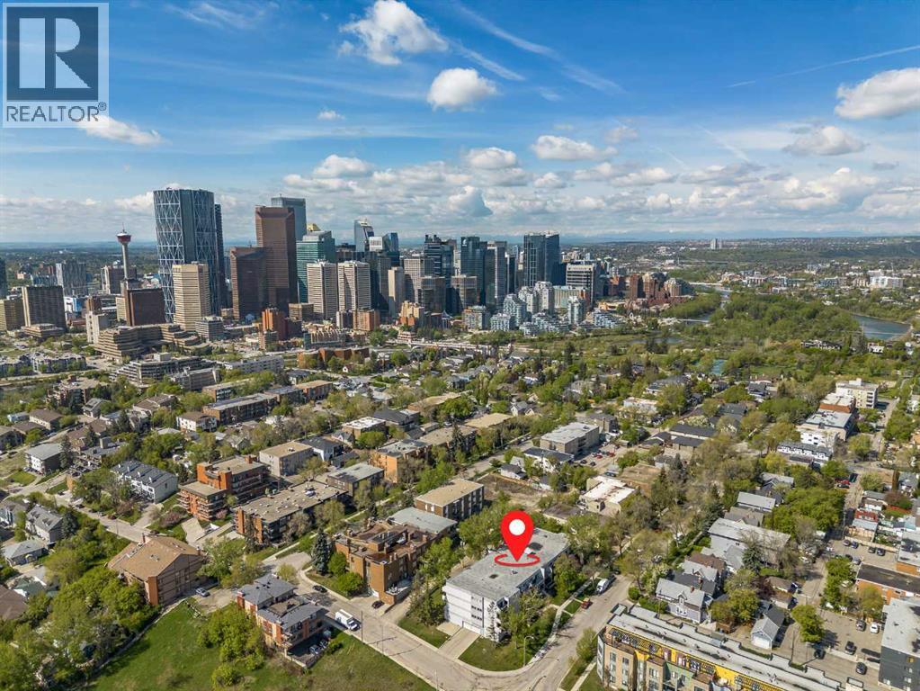 Single Family House Loft for Sale in    Avenue NE Crescent Heights Calgary 