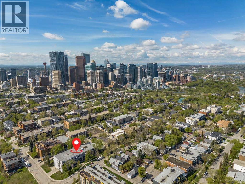 Single Family House Loft for Sale in    Avenue NE Crescent Heights Calgary 