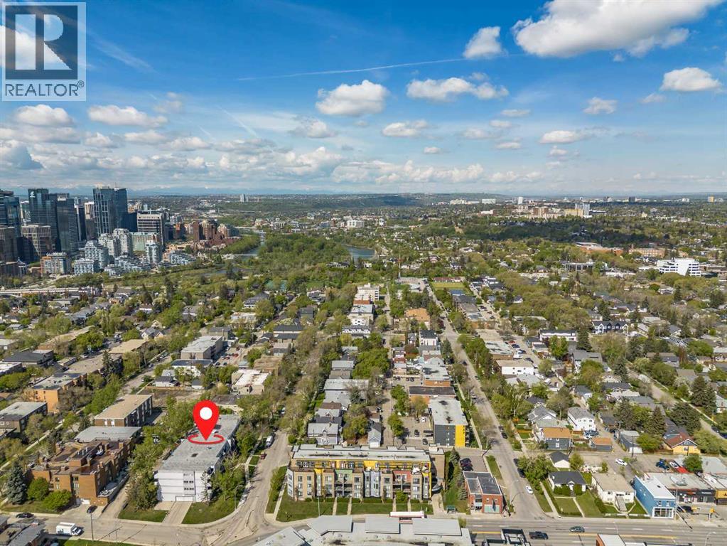 Single Family House Loft for Sale in    Avenue NE Crescent Heights Calgary 