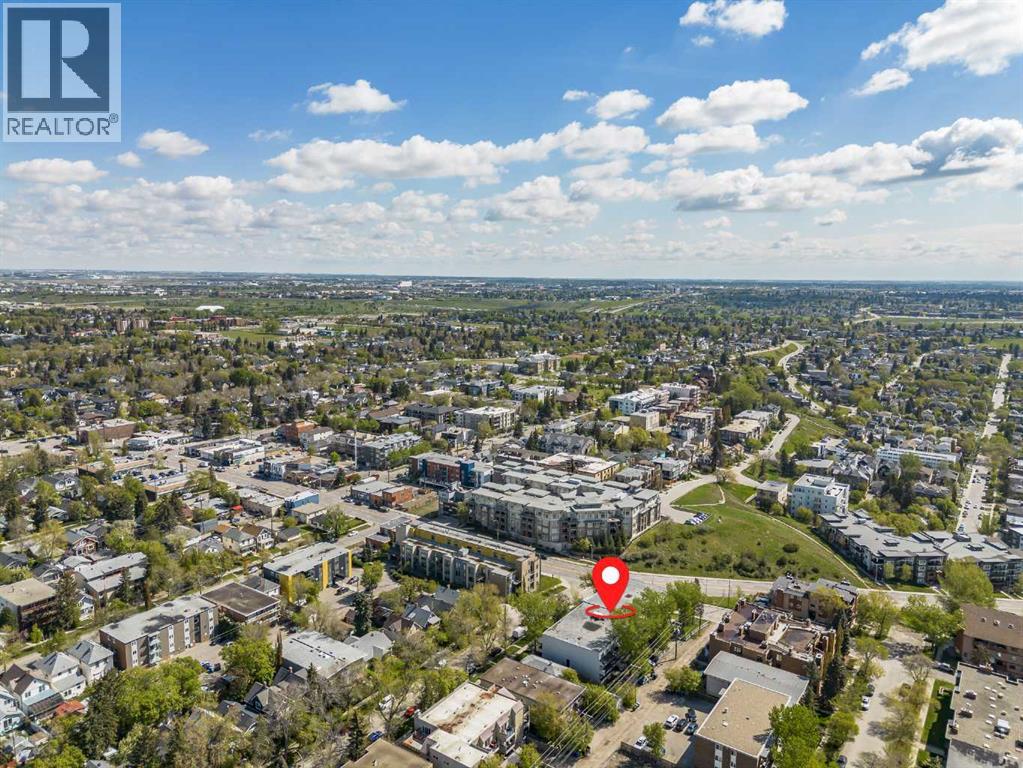 Single Family House Loft for Sale in    Avenue NE Crescent Heights Calgary 