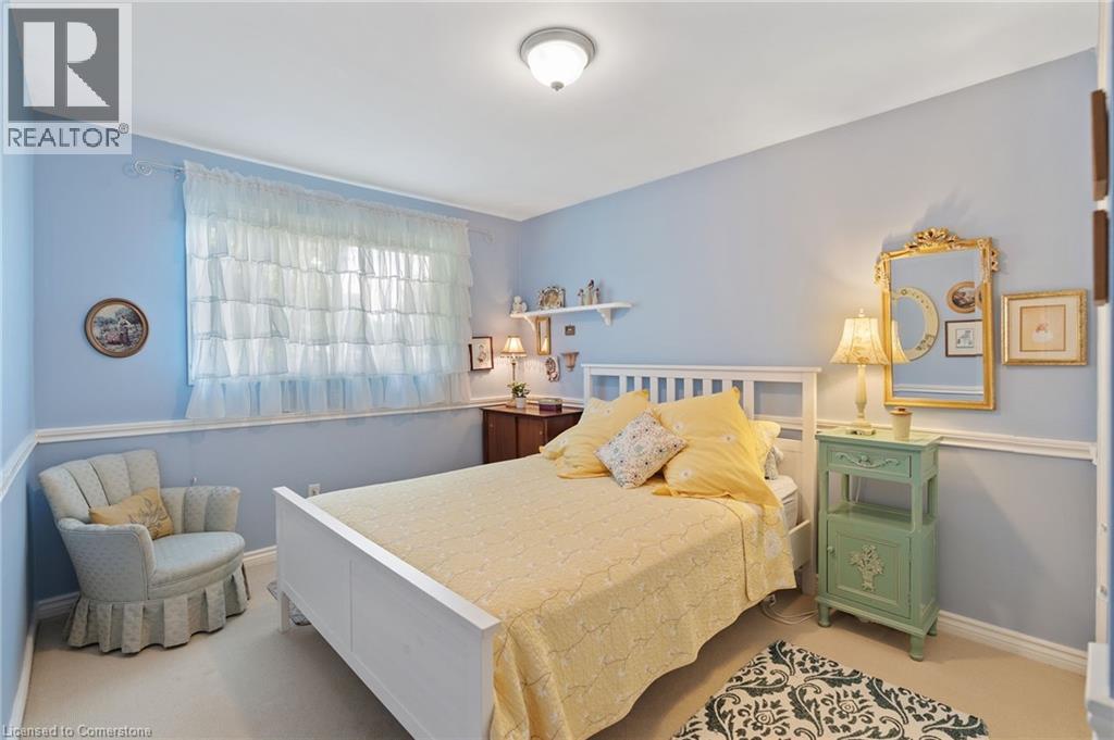 Photo 21 of 1383 Christina Court, Burlington ON