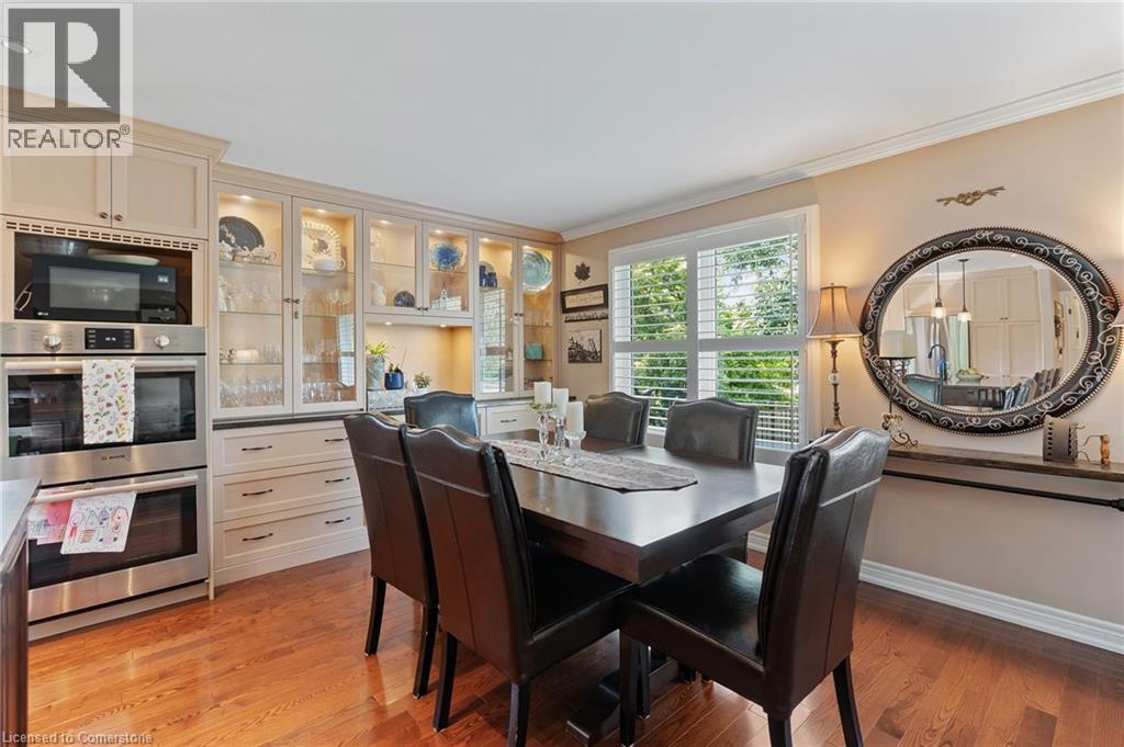 Photo 16 of 1383 Christina Court, Burlington ON