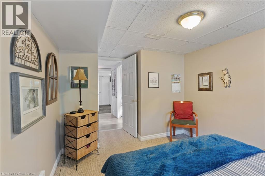 Photo 36 of 1383 Christina Court, Burlington ON