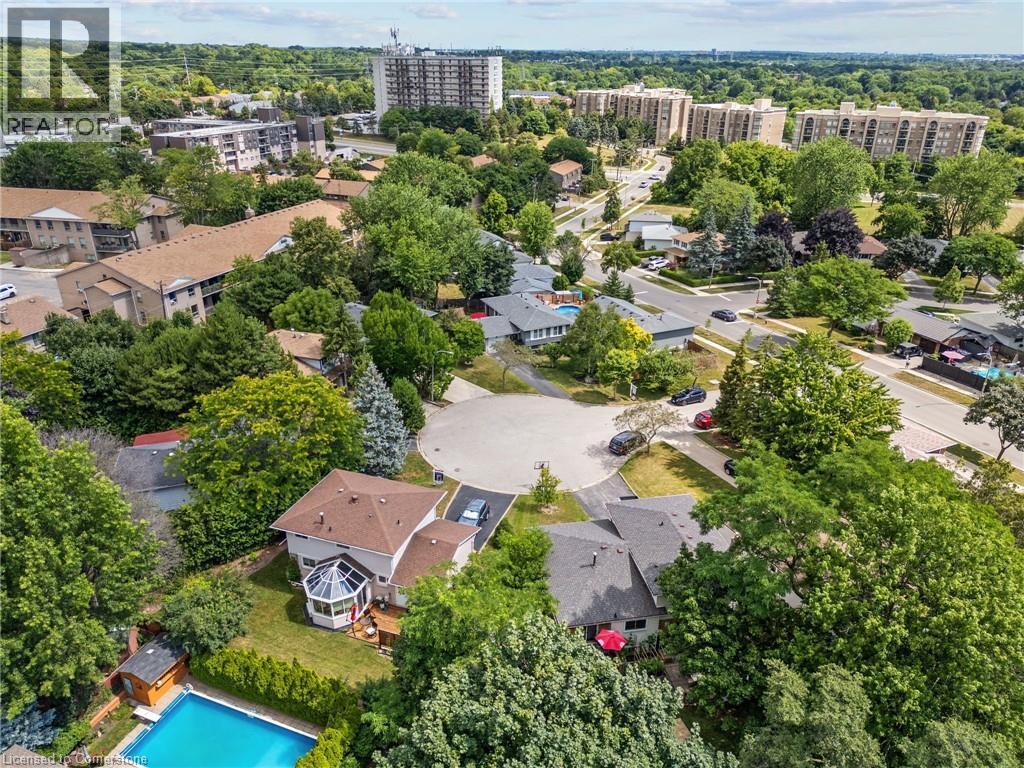 Photo 48 of 1383 Christina Court, Burlington ON