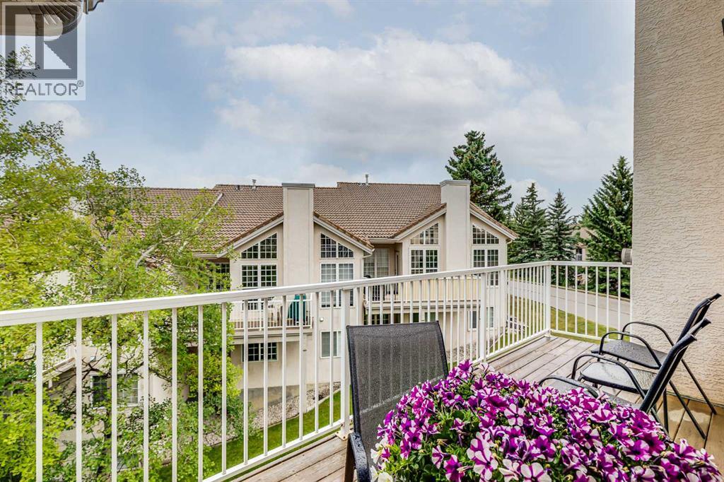 Single Family House 4 Level for Sale in  Patterson View SW Patterson Calgary 