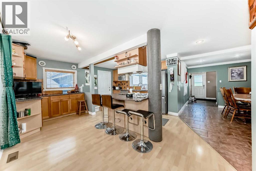 Single Family House 4 Level for Sale in  Bow Crescent NW Bowness Calgary 