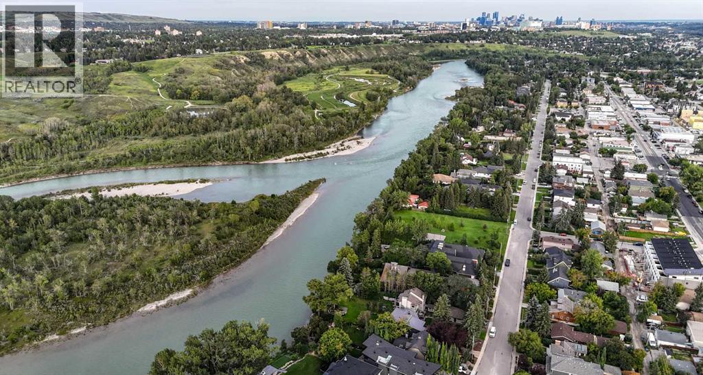 Single Family House 4 Level for Sale in  Bow Crescent NW Bowness Calgary 