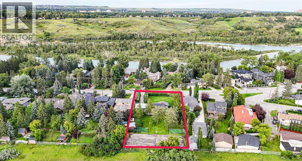 Single Family House 4 Level for Sale in  Bow Crescent NW Bowness Calgary 