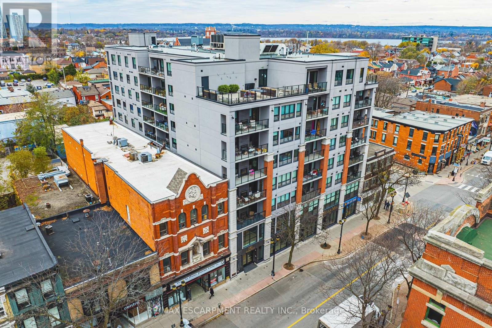 Photo 19 of 402 181 James Street N, Hamilton ON