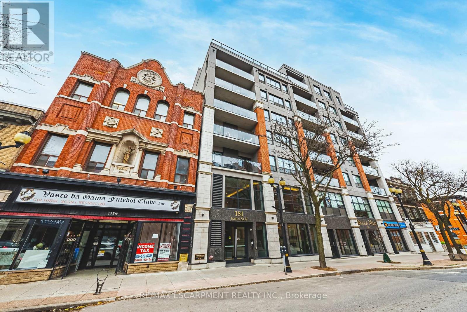 Photo 12 of 402 181 James Street N, Hamilton ON