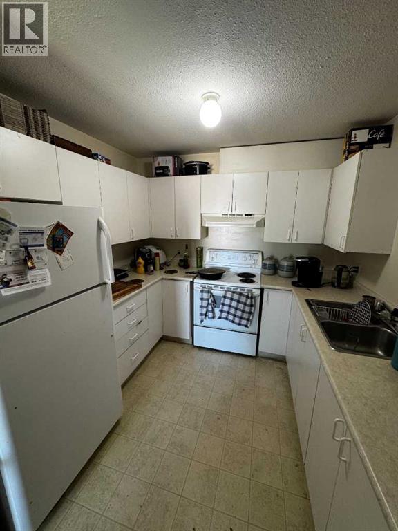 Photo 9 of 101 C 11018 106 Avenue, Grande Prairie AB