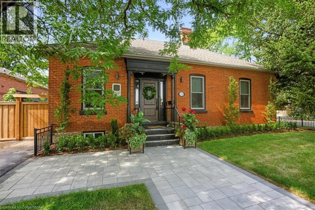 Photo 14 of 524 Locust Street, Burlington ON