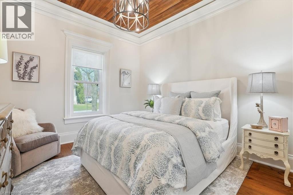 Photo 19 of 524 Locust Street, Burlington ON