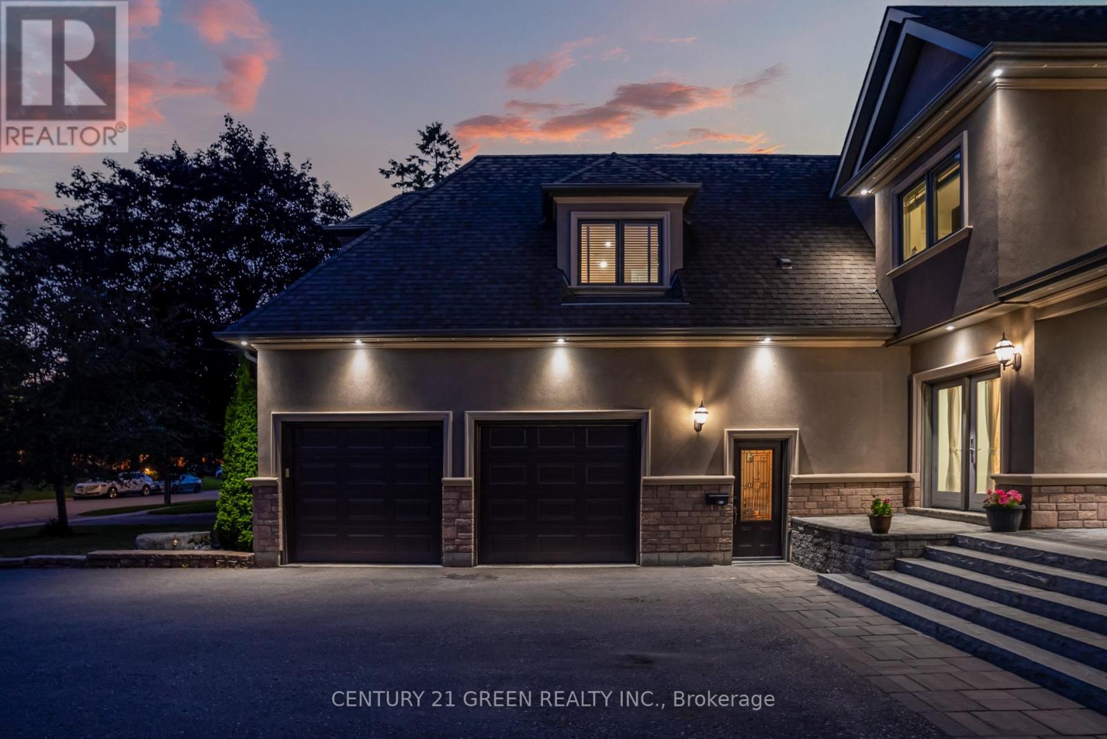 Photo 7 of 117 Raglan Street, Whitby ON