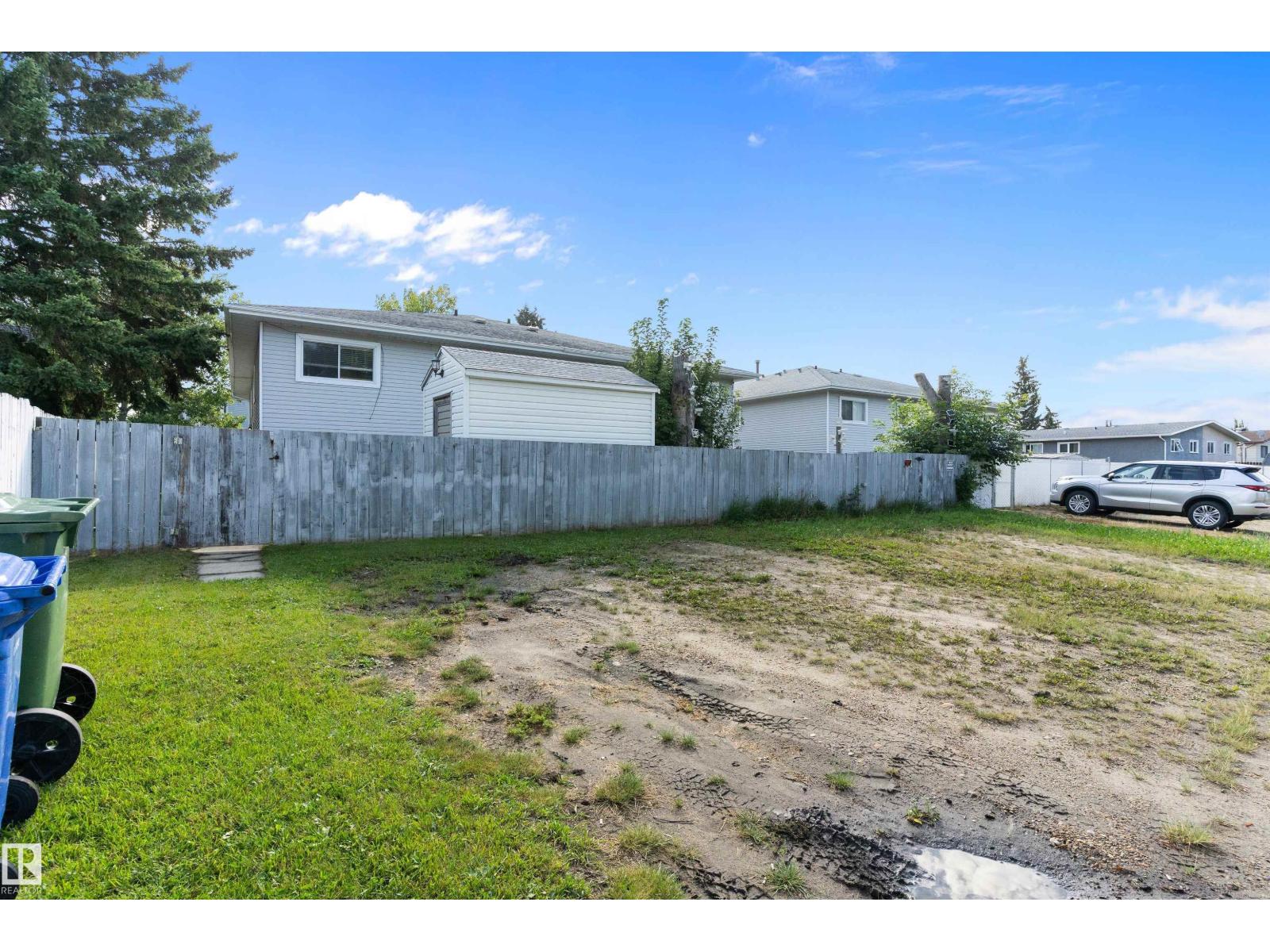 Photo 46 of 5708 52 St, Wetaskiwin AB