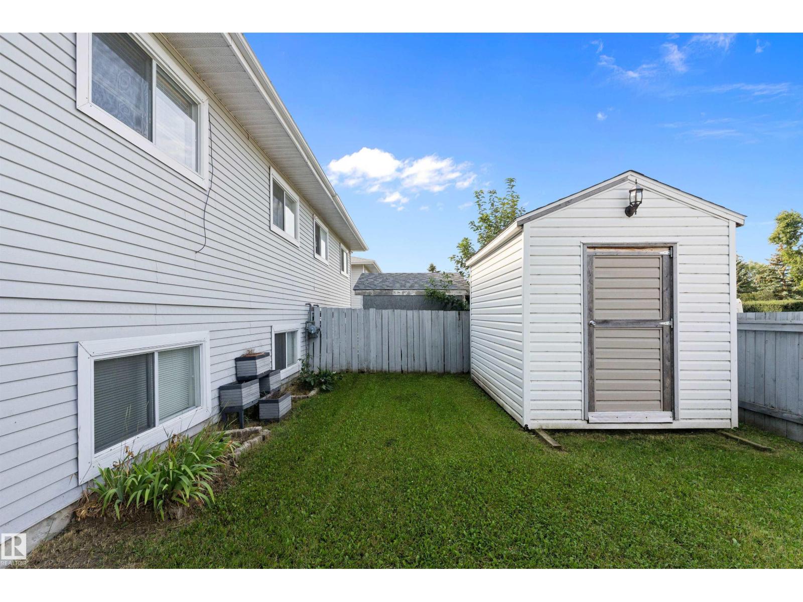 Photo 49 of 5708 52 St, Wetaskiwin AB