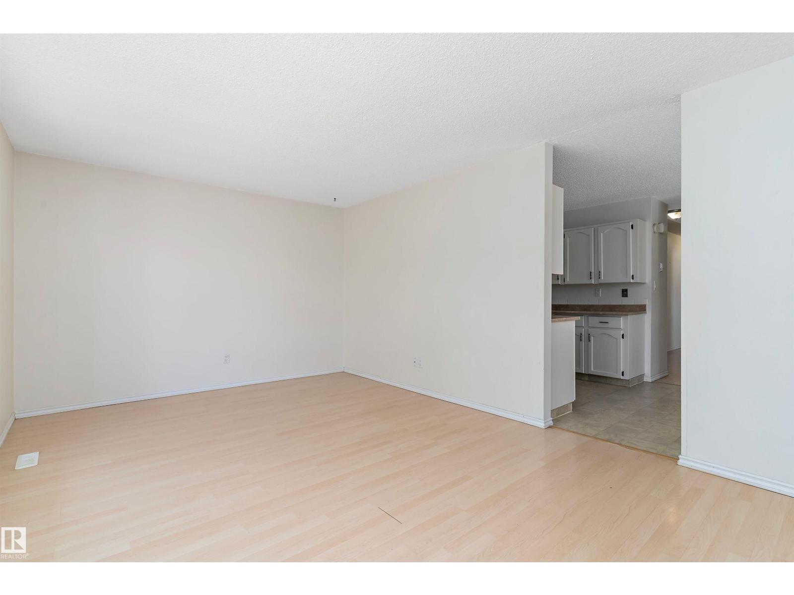 Photo 5 of 5708 52 St, Wetaskiwin AB