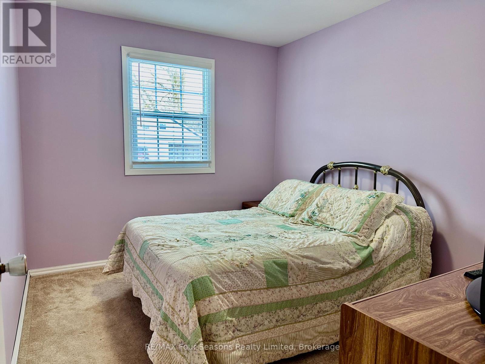 Photo 9 of 207 Christopher Street, Clearview ON