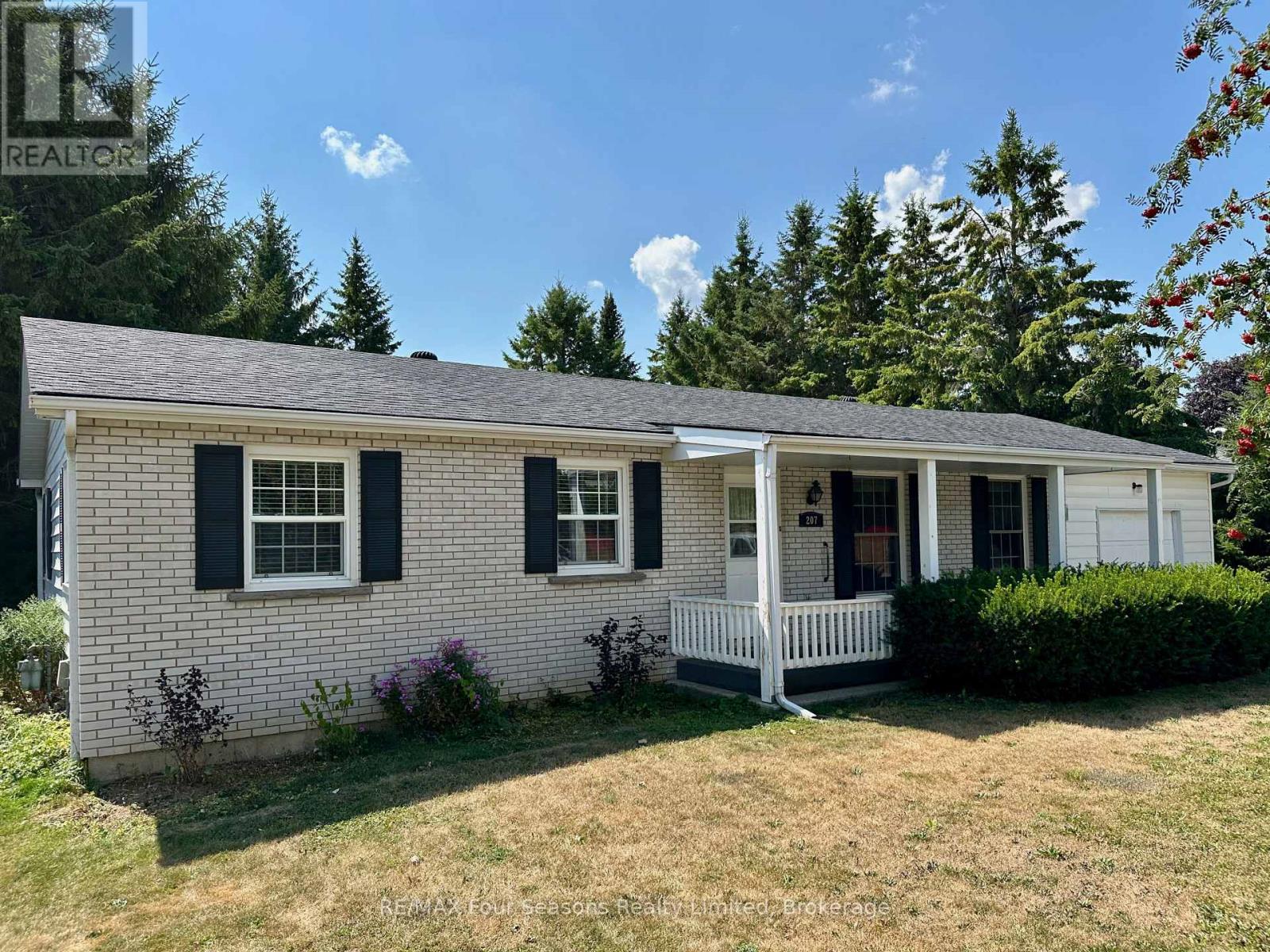 Photo 1 of 207 Christopher Street, Clearview ON