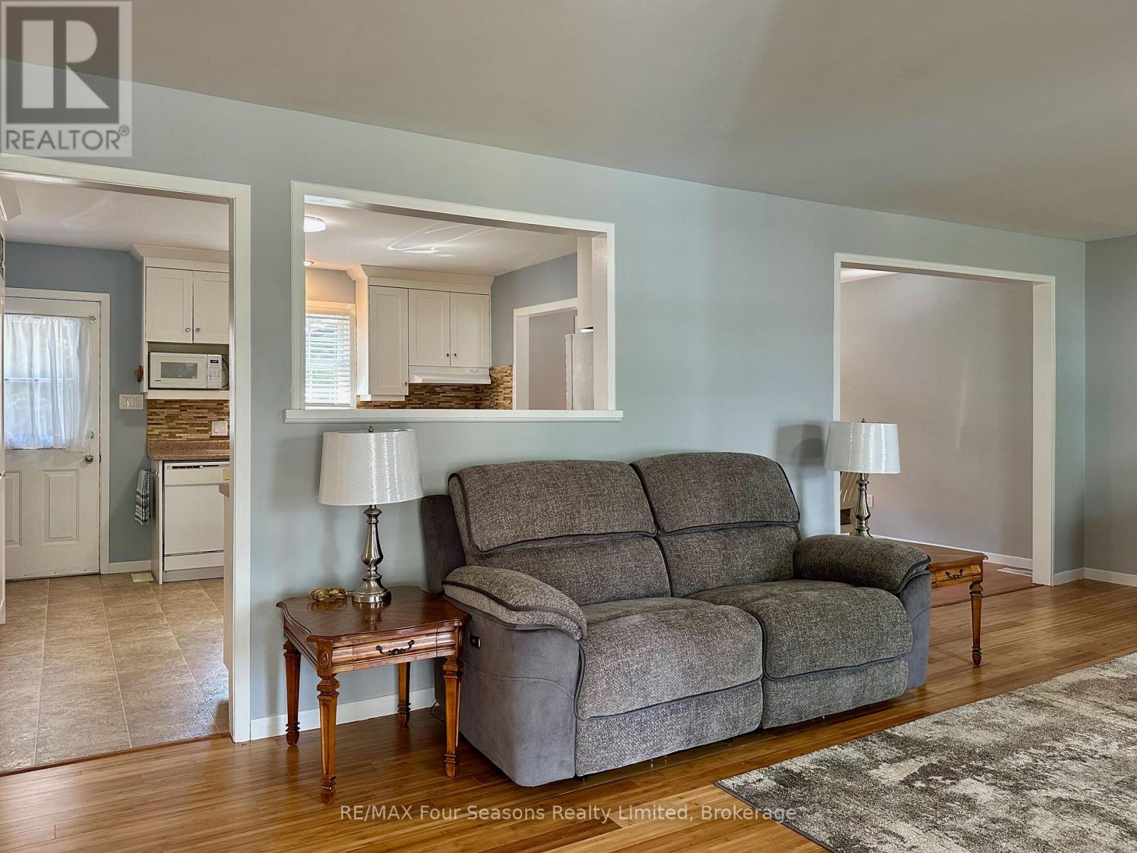 Photo 14 of 207 Christopher Street, Clearview ON