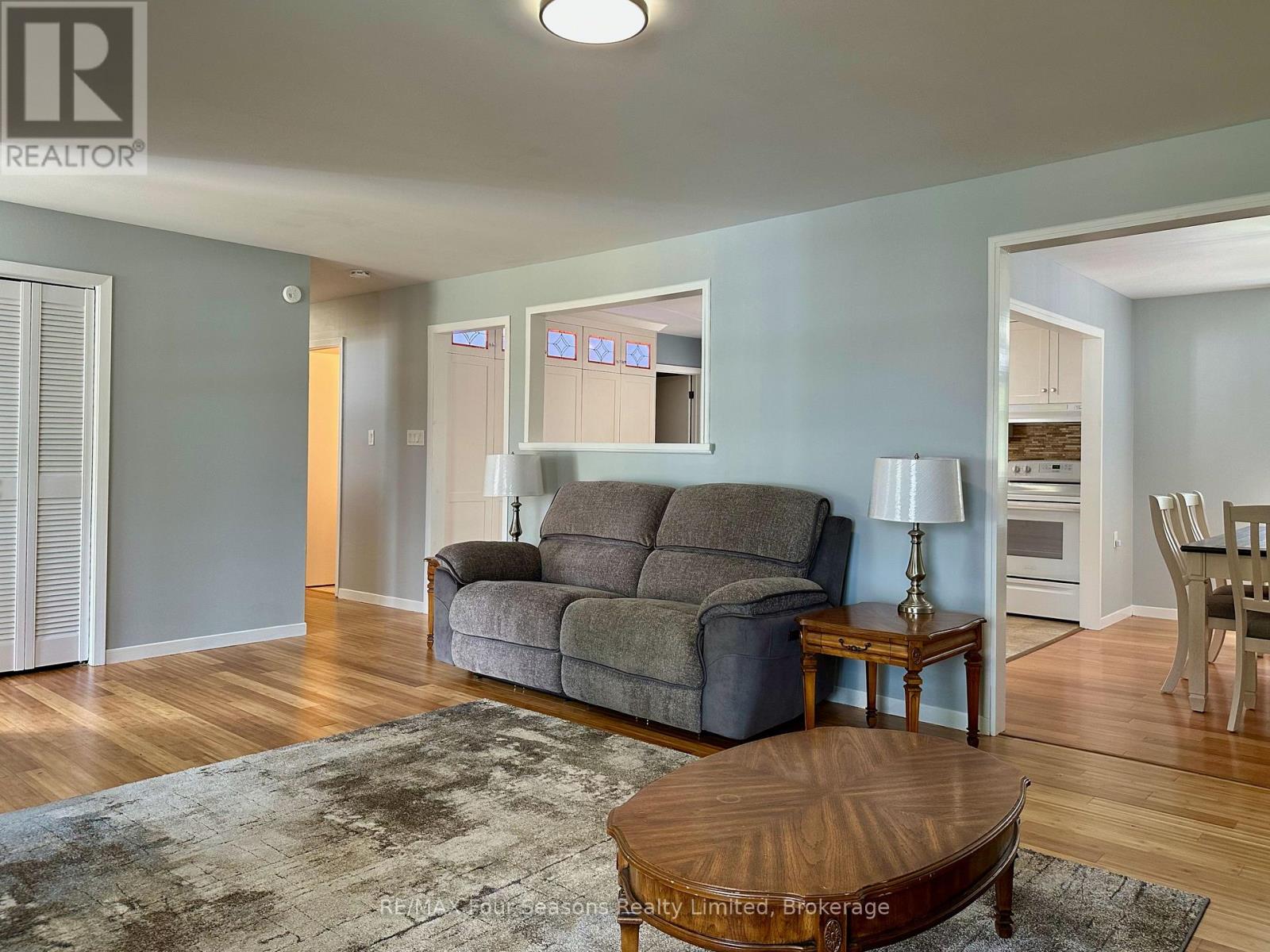 Photo 11 of 207 Christopher Street, Clearview ON