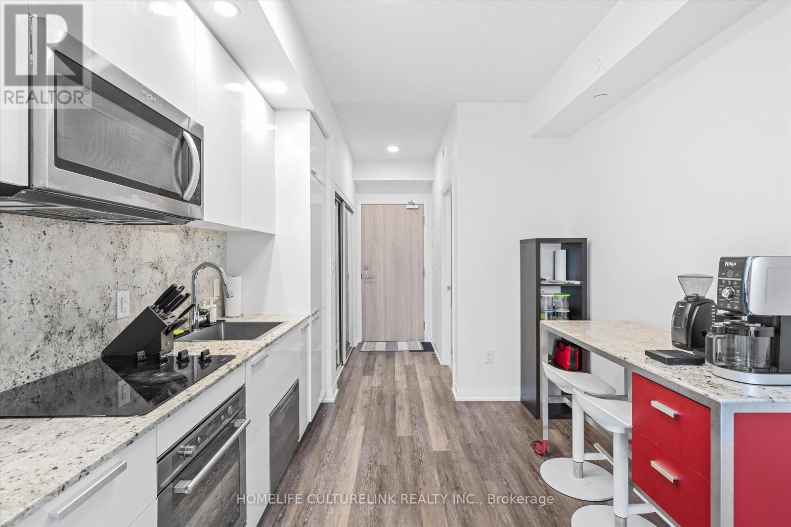 Photo 7 of 503 75 Canterbury Place, Toronto ON