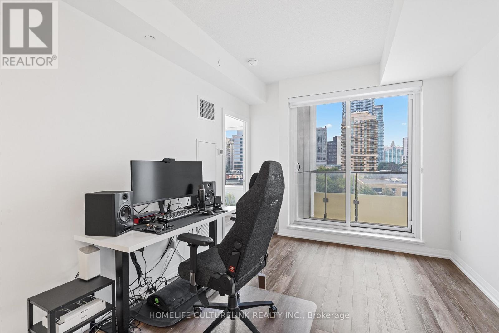 Photo 19 of 503 75 Canterbury Place, Toronto ON