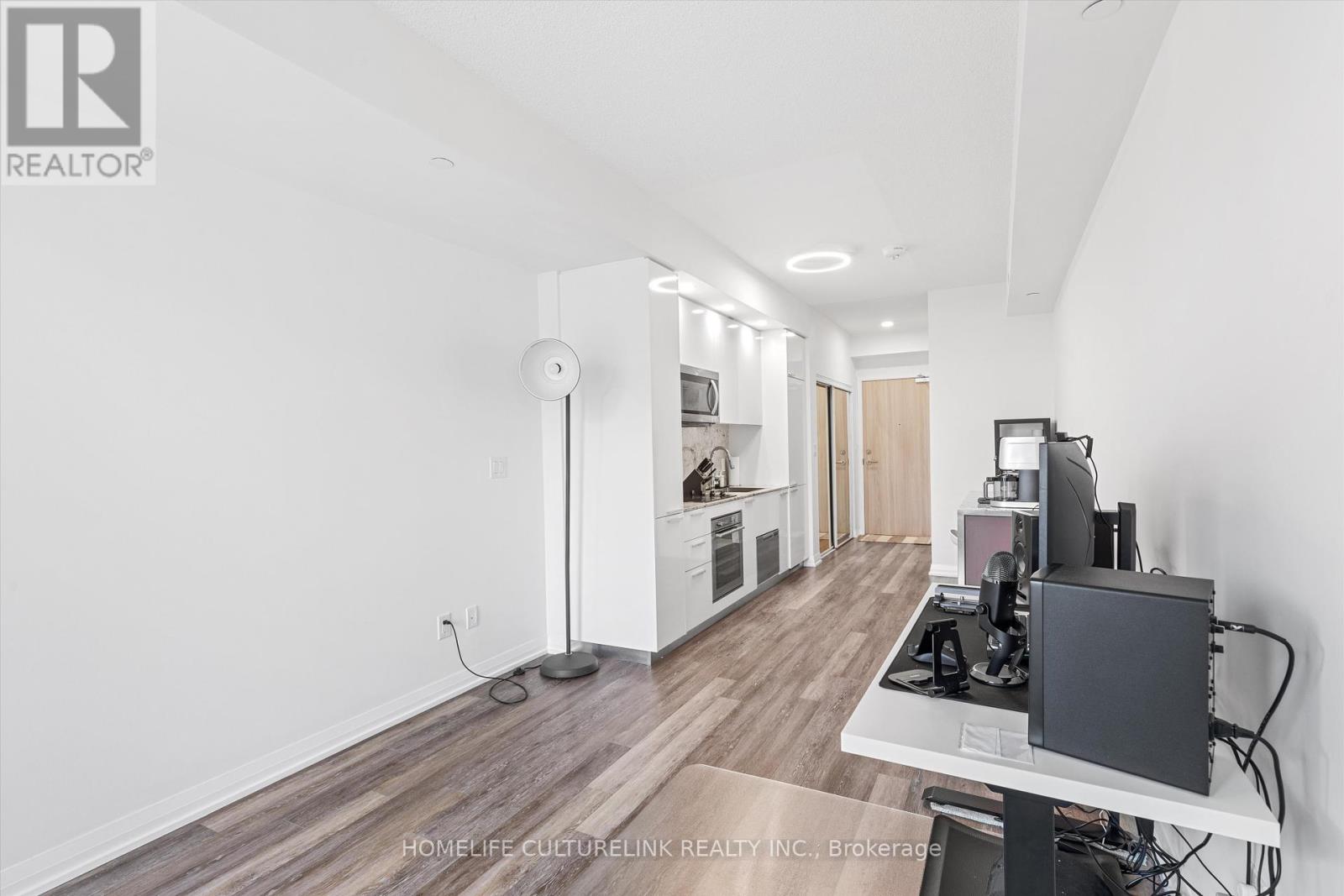 Photo 24 of 503 75 Canterbury Place, Toronto ON