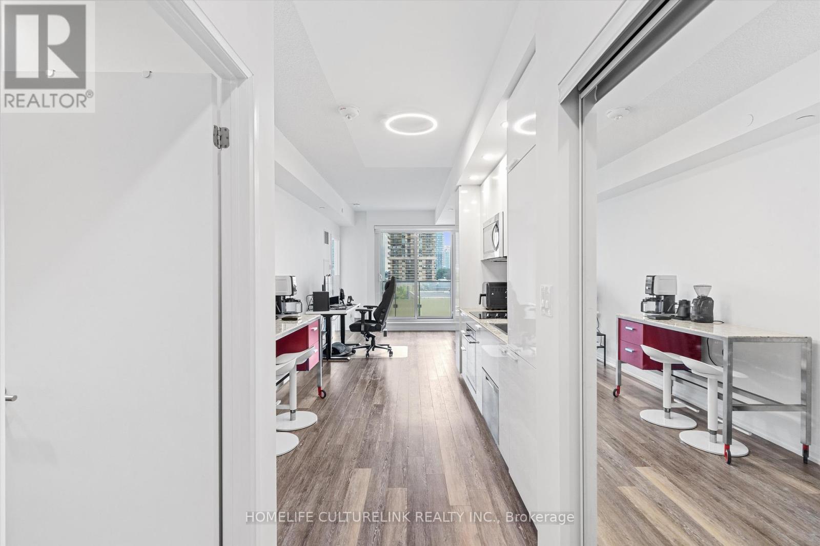 Photo 18 of 503 75 Canterbury Place, Toronto ON