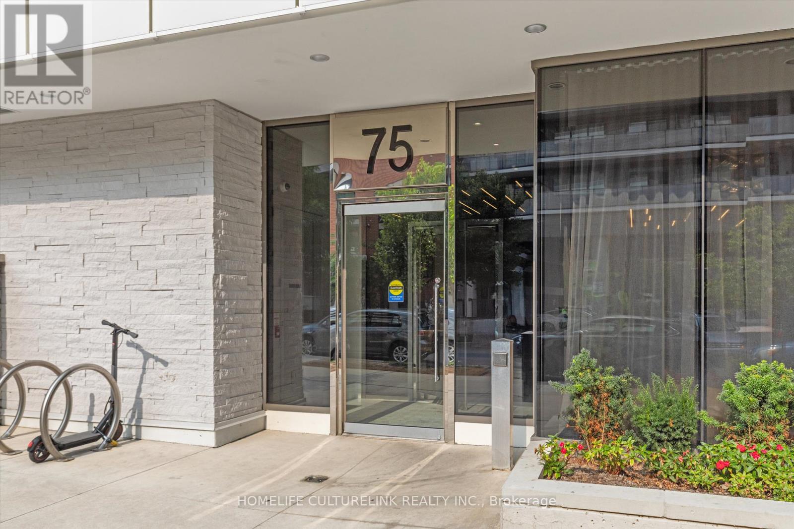 Photo 21 of 503 75 Canterbury Place, Toronto ON