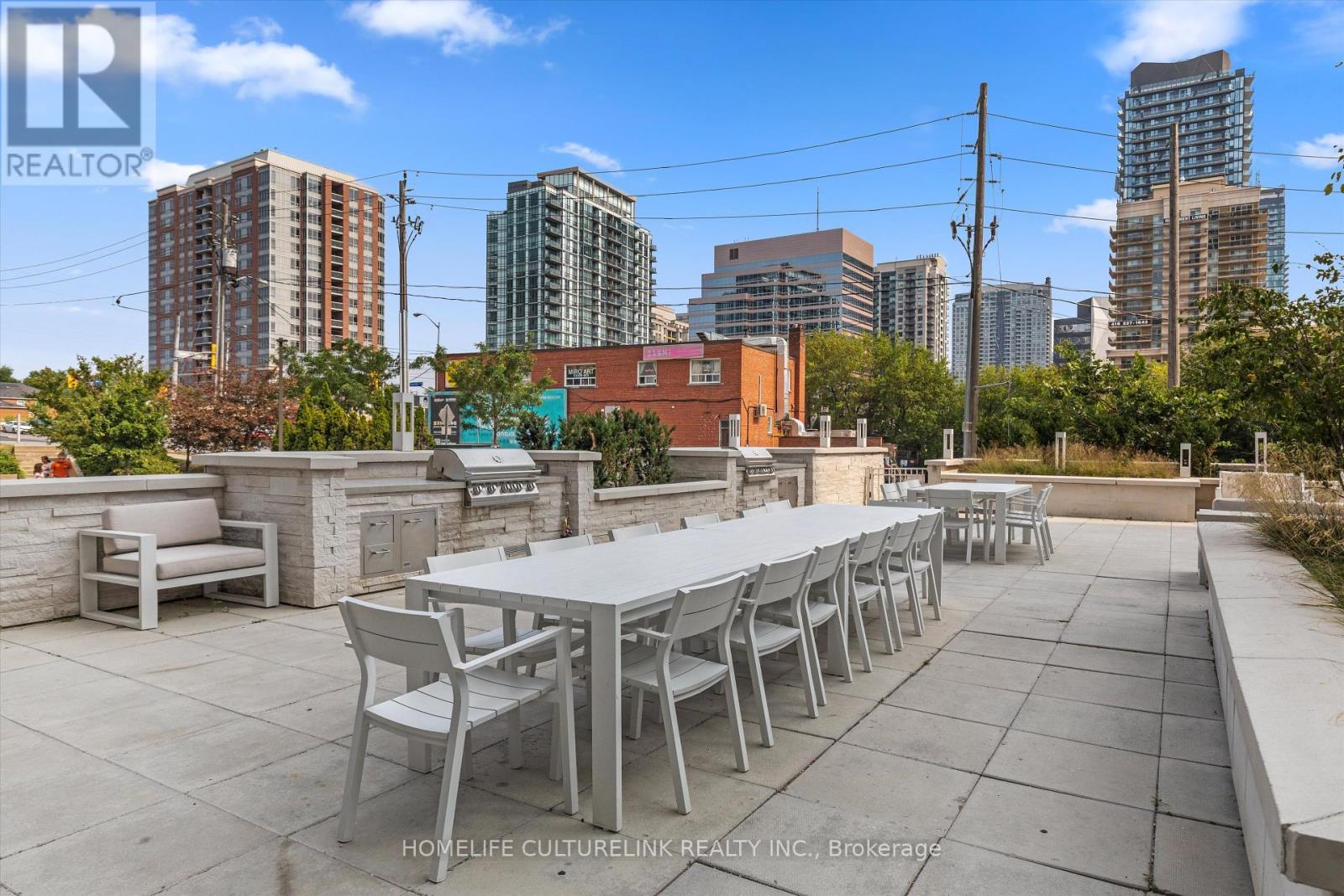 Photo 11 of 503 75 Canterbury Place, Toronto ON