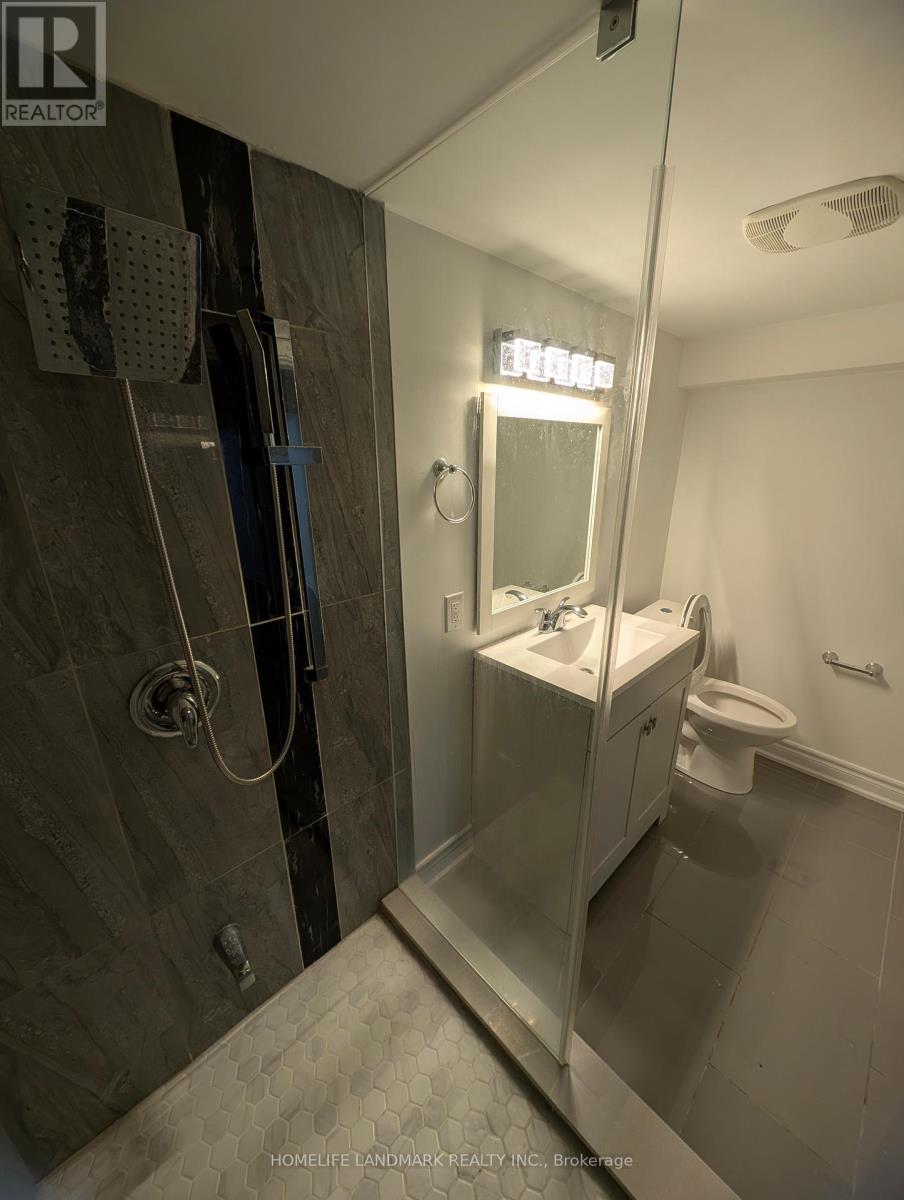 Photo 2 of 21 1015 Galesway Boulevard, Mississauga ON