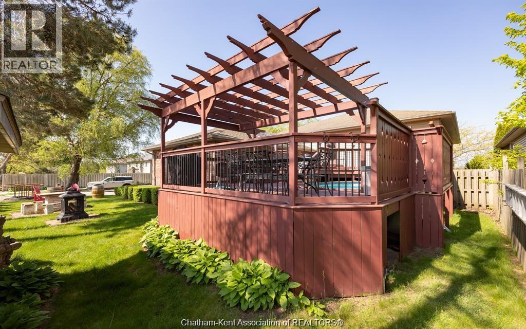 Photo 16 of 35 Normandy Avenue, Kingsville ON