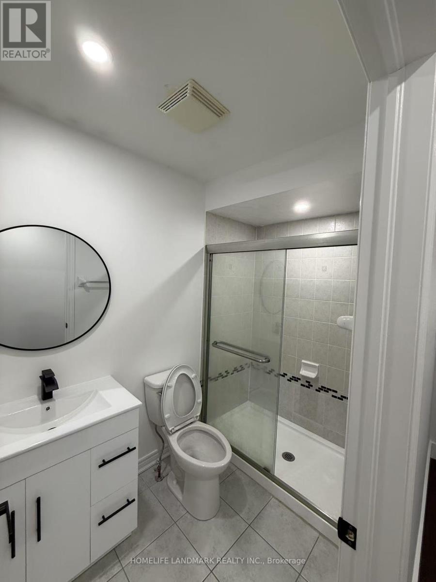 Photo 13 of 21 1015 Galesway Boulevard, Mississauga ON
