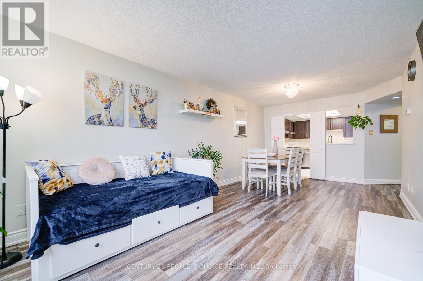 Photo 6 of 1402 4460 Tucana Court, Mississauga ON