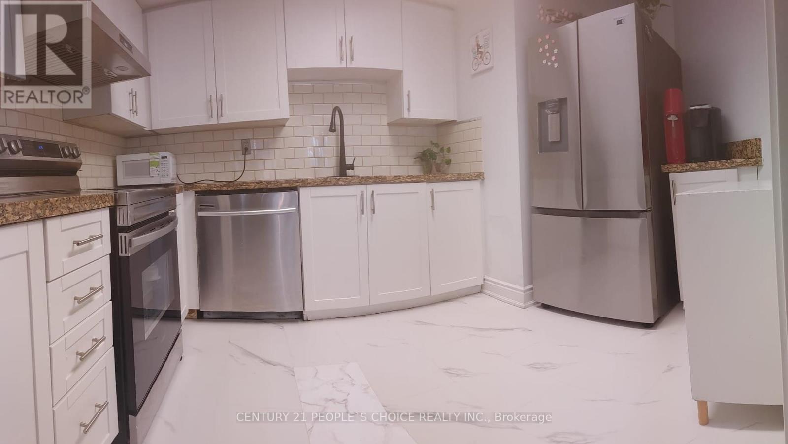 Photo 9 of 1402 4460 Tucana Court, Mississauga ON