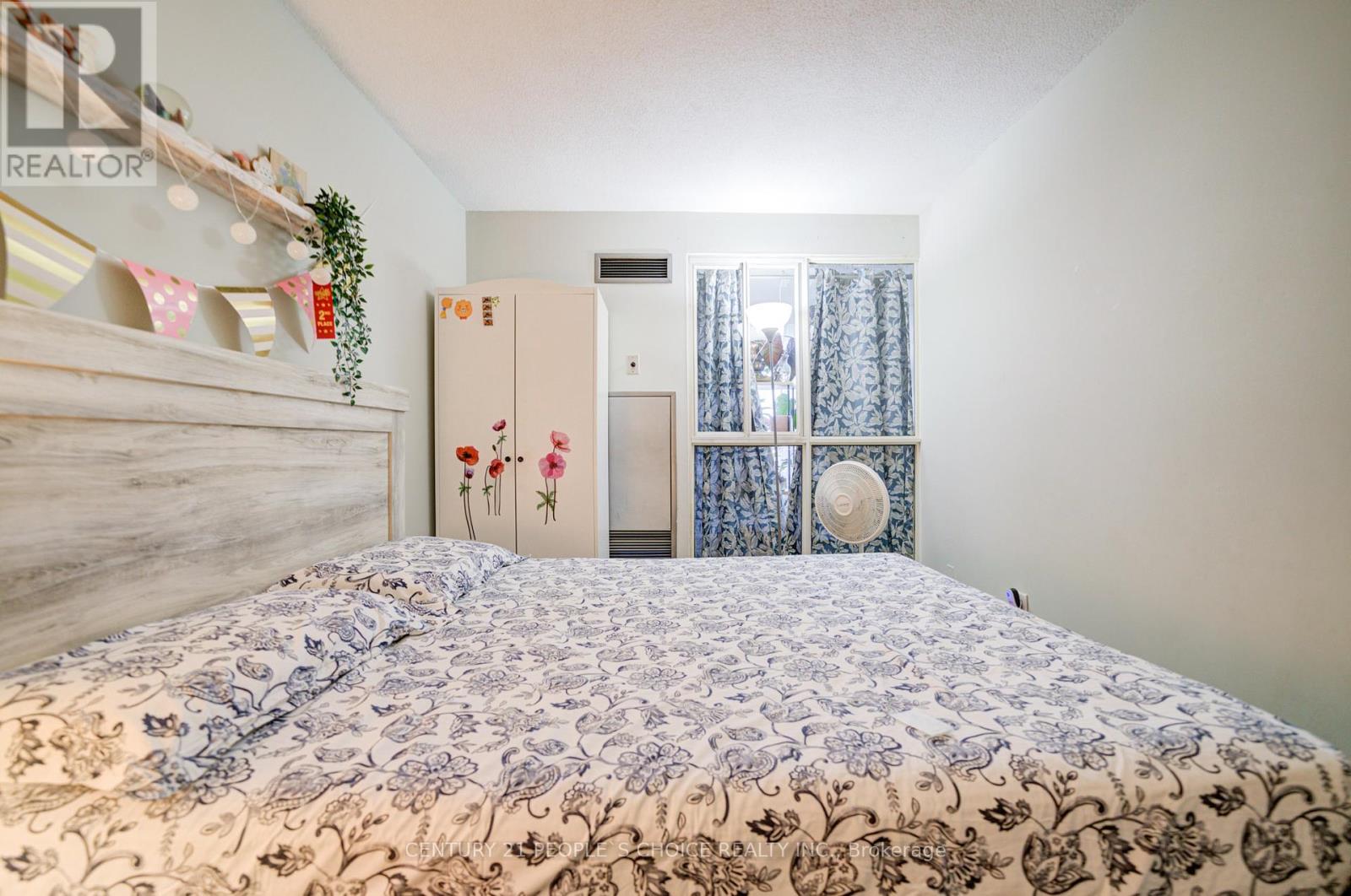 Photo 14 of 1402 4460 Tucana Court, Mississauga ON